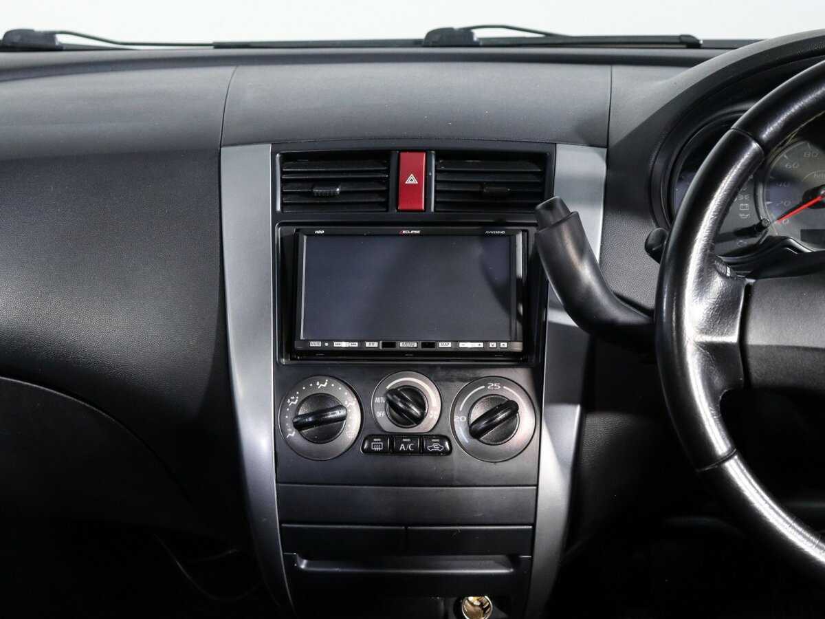 Mitsubishi Colt с пробегом — 2010 год. Фото: #12