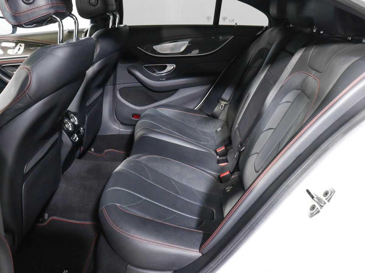 Mercedes-Benz CLS AMG с пробегом — 2018 год. Фото: #7