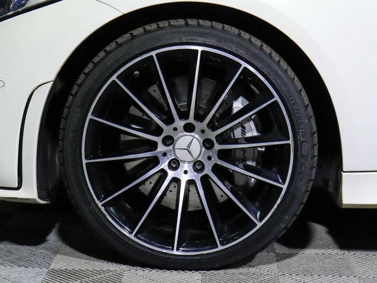 Mercedes-Benz CLS AMG с пробегом — 2018 год. Фото: #12