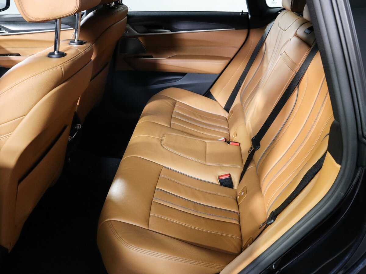 BMW 6 серии с пробегом — 2021 год. Фото: #6