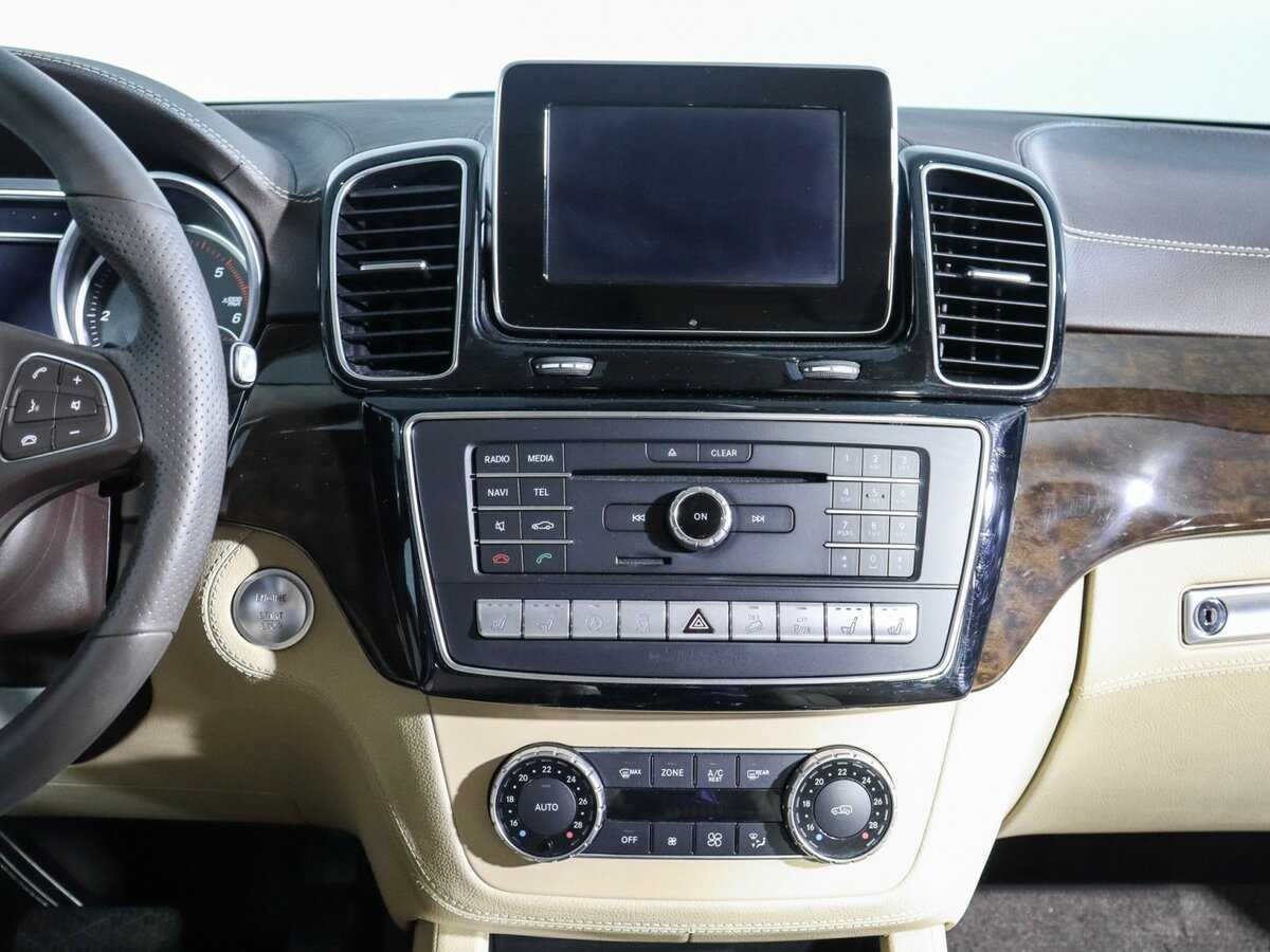 Mercedes-Benz GLE с пробегом — 2016 год. Фото: #10