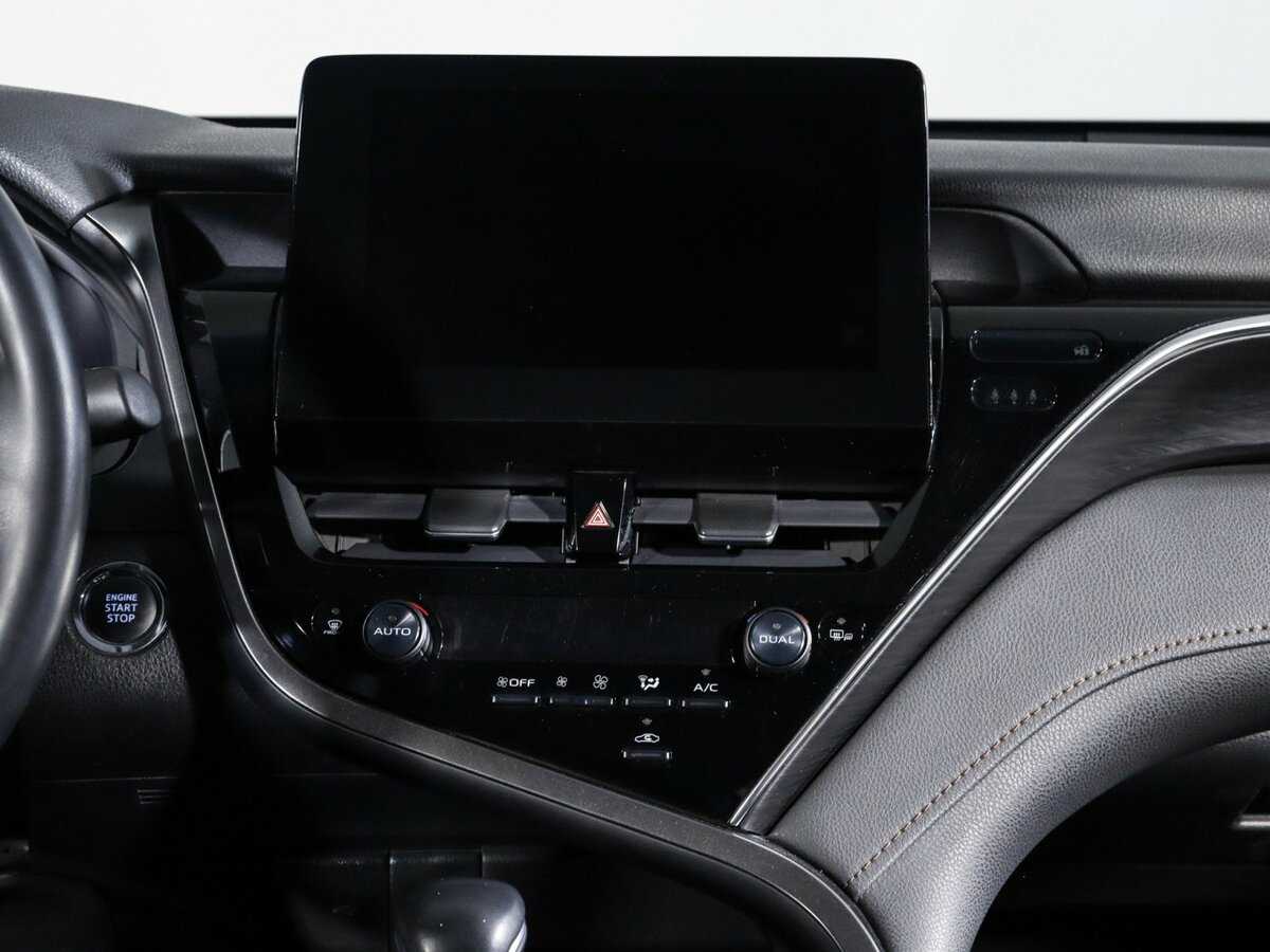 Toyota Camry с пробегом — 2023 год. Фото: #12