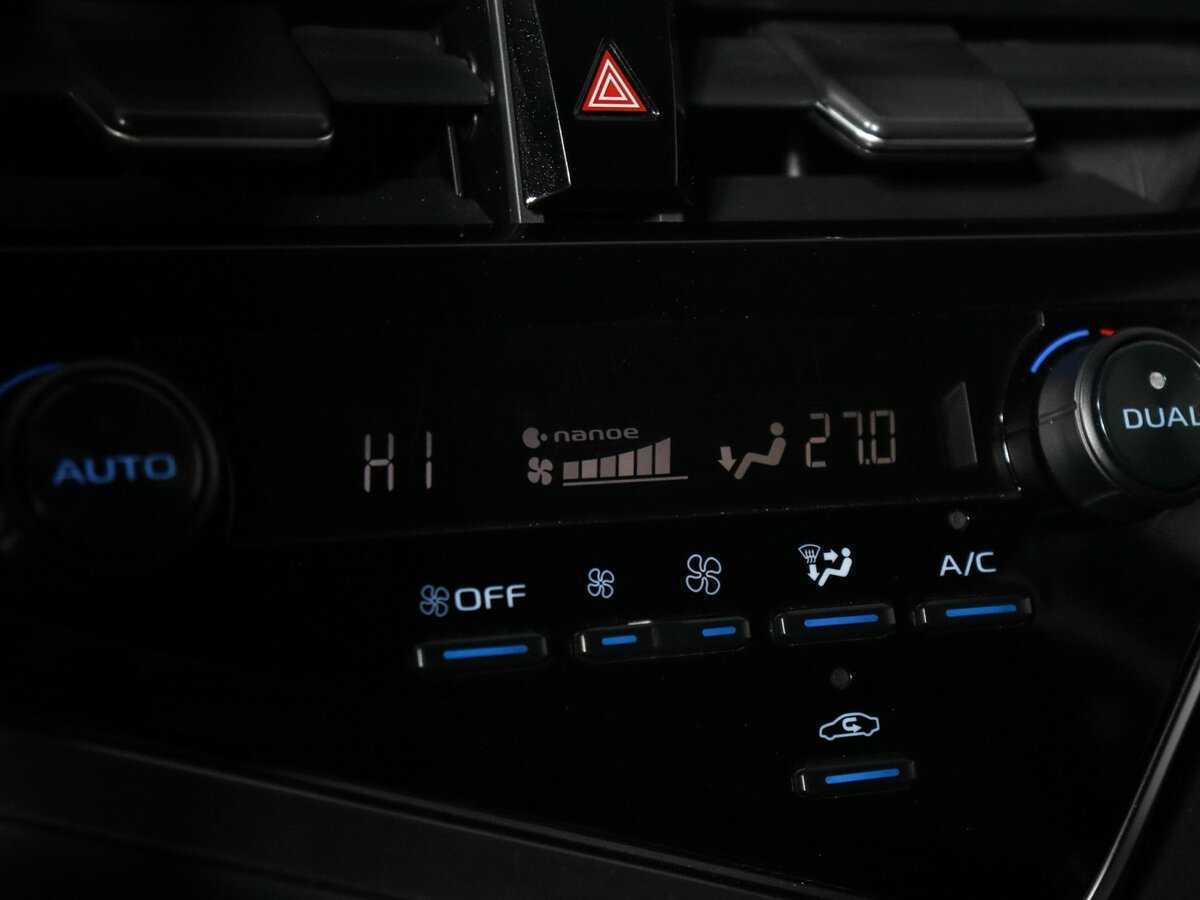 Toyota Camry с пробегом — 2023 год. Фото: #20