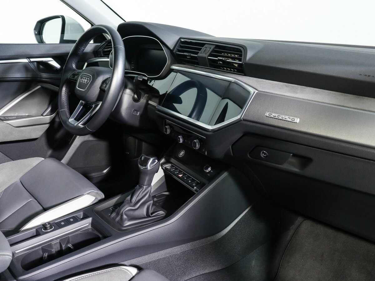 Audi Q3 Sportback с пробегом — 2021 год. Фото: #3