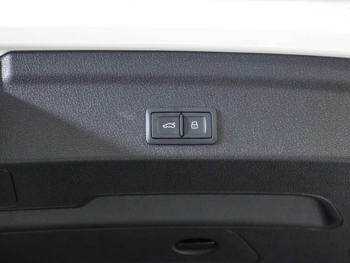 Audi Q3 Sportback с пробегом — 2021 год. Фото: #10