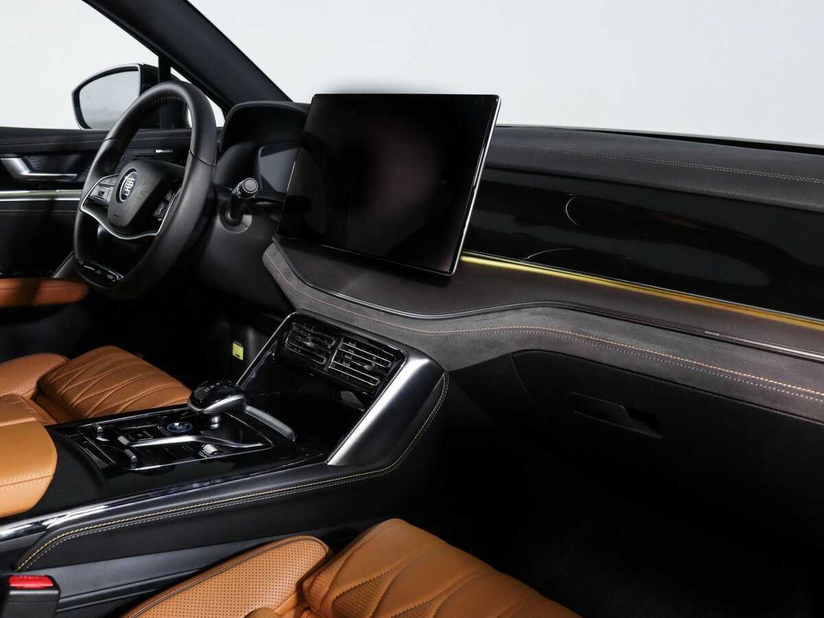 BYD Tang с пробегом — 2023 год. Фото: #5