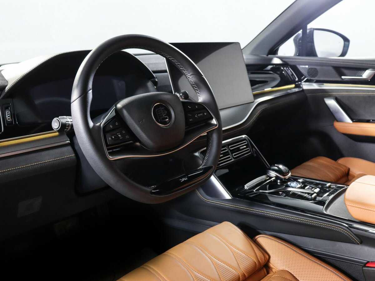 BYD Tang с пробегом — 2023 год. Фото: #10