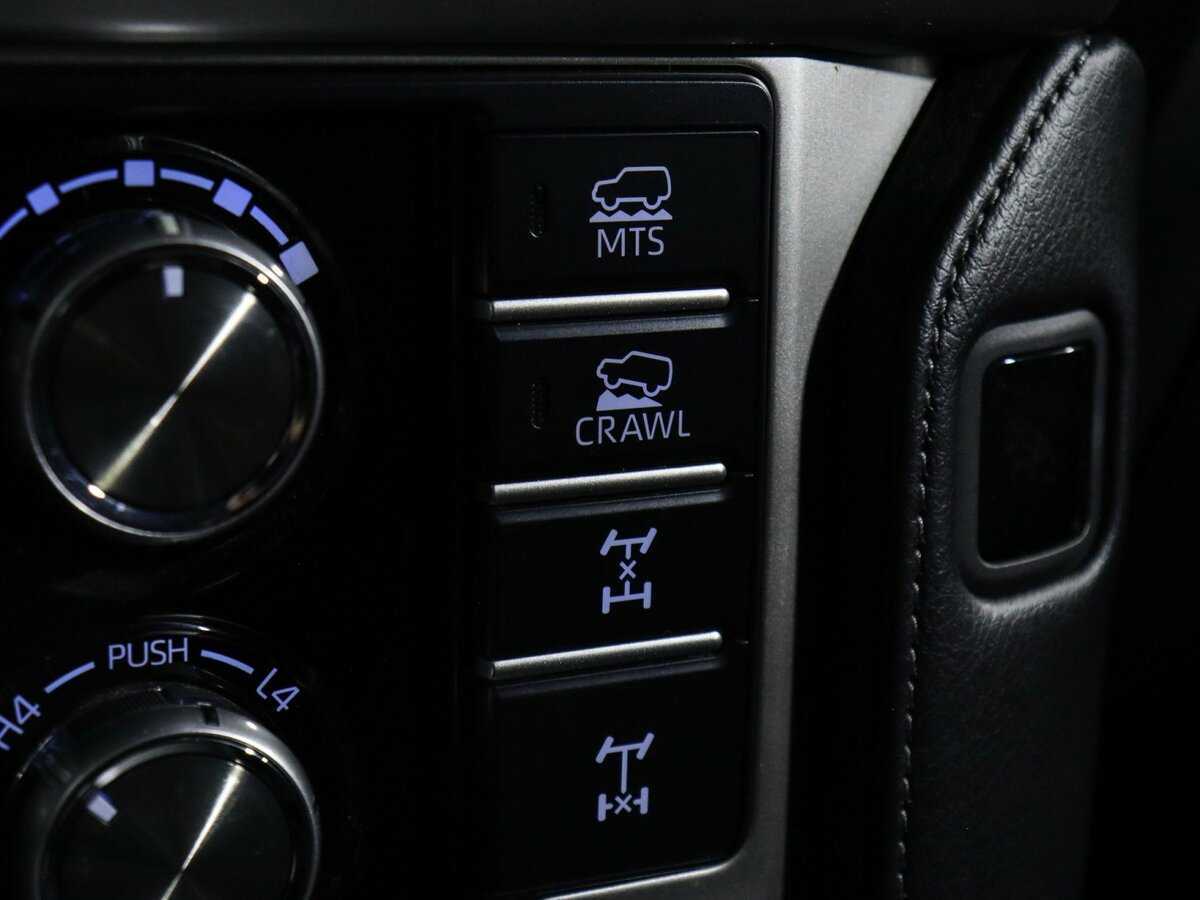 Toyota Land Cruiser Prado с пробегом — 2018 год. Фото: #24