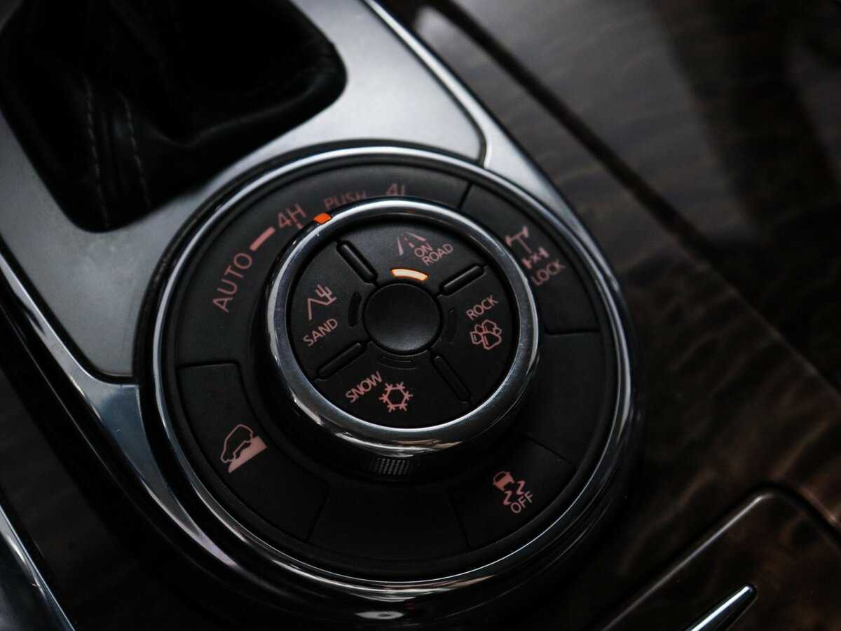 Nissan Patrol с пробегом — 2014 год. Фото: #20