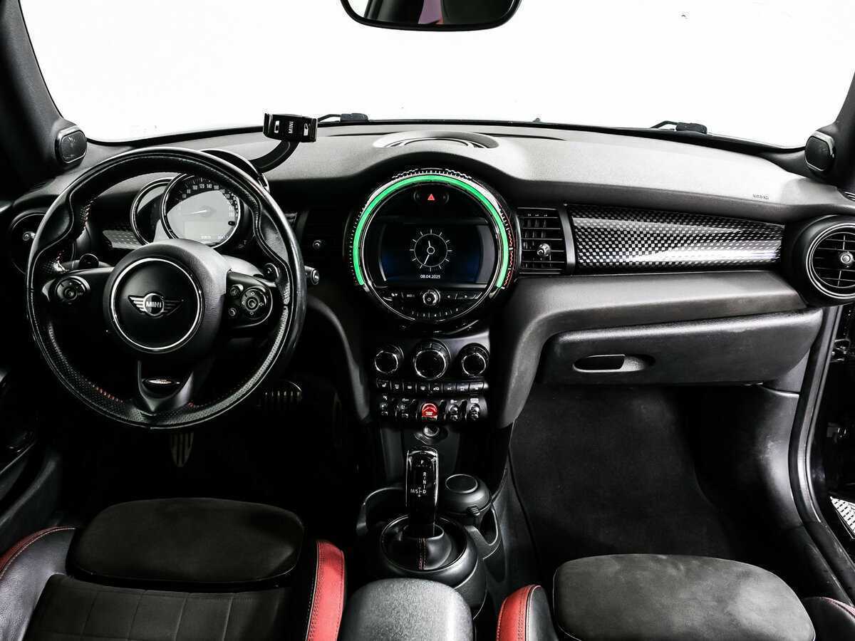 Mini Hatch с пробегом — 2018 год. Фото: #10