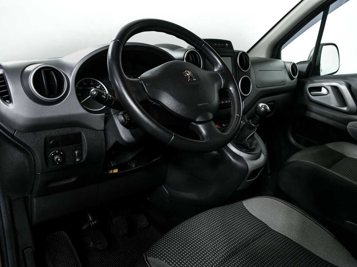 Peugeot Partner с пробегом — 2017 год. Фото: #9