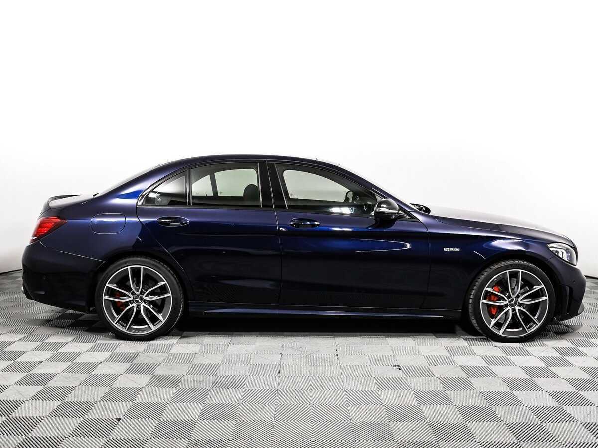 Mercedes-Benz C-Класс AMG с пробегом — 2018 год. Фото: #3