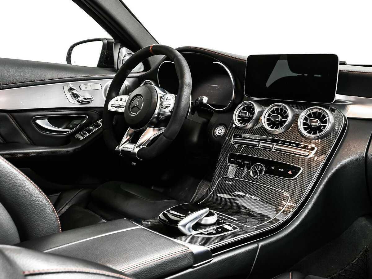 Mercedes-Benz C-Класс AMG с пробегом — 2018 год. Фото: #8