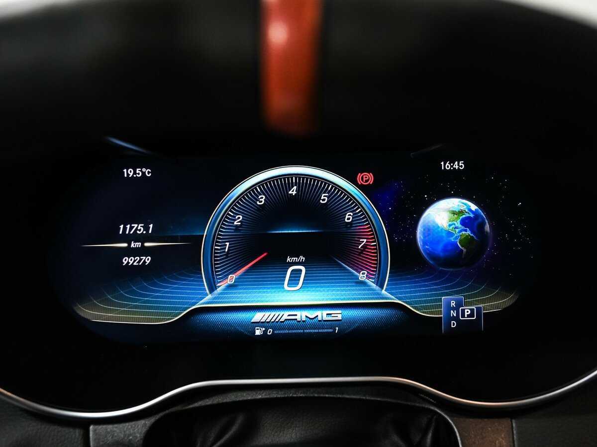 Mercedes-Benz C-Класс AMG с пробегом — 2018 год. Фото: #9