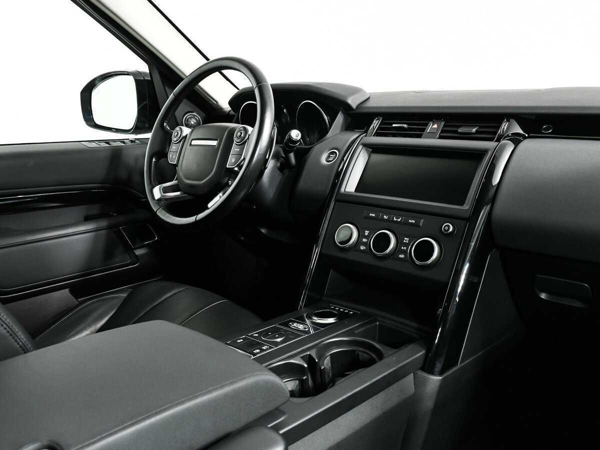 Land Rover Discovery с пробегом — 2018 год. Фото: #8