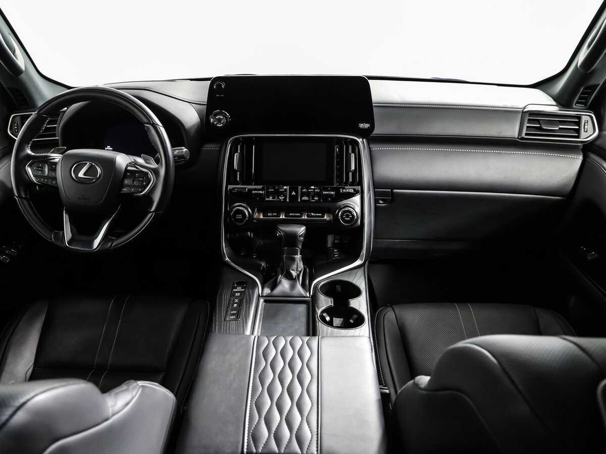Lexus LX с пробегом — 2023 год. Фото: #10