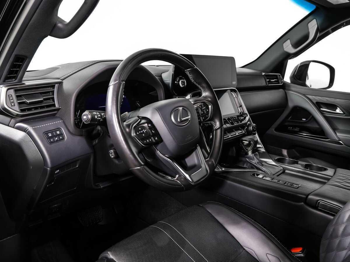 Lexus LX с пробегом — 2023 год. Фото: #11