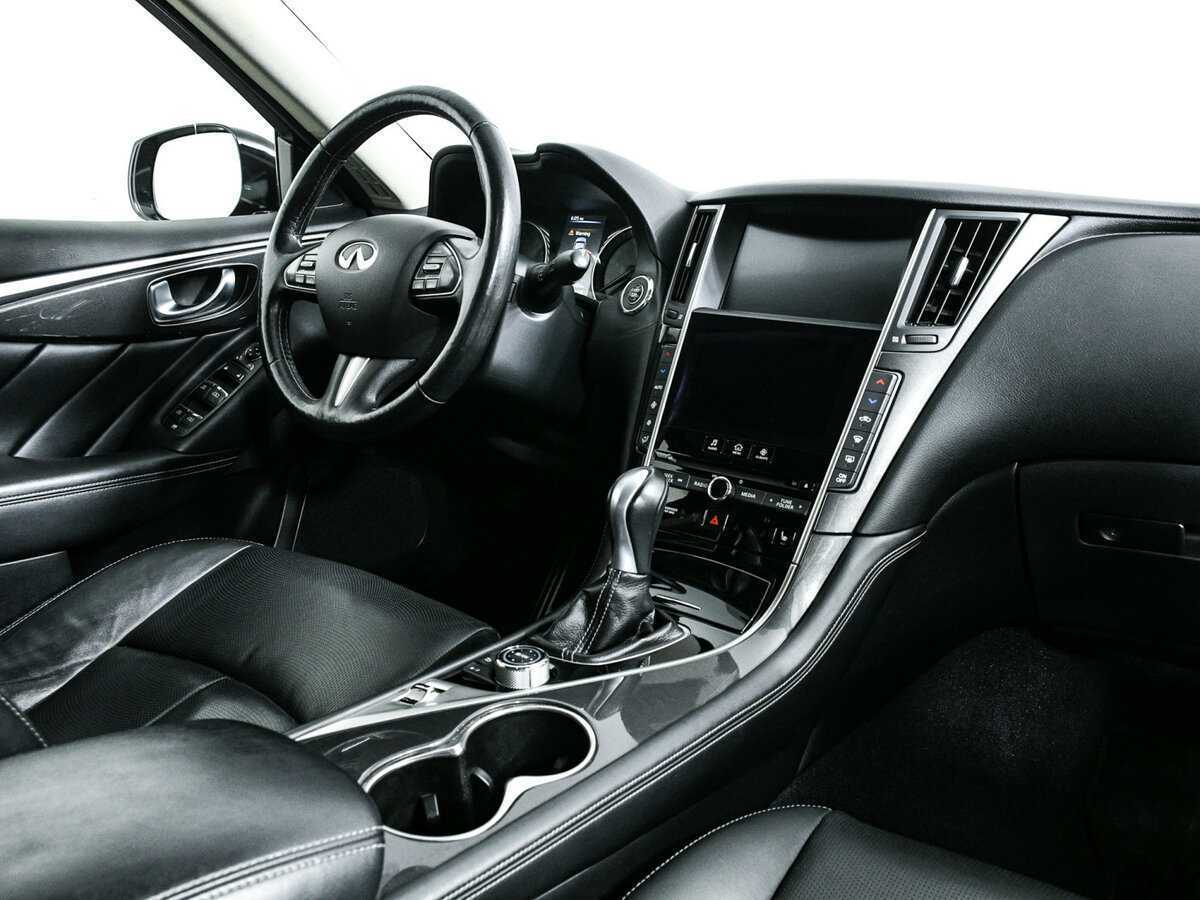 Infiniti Q50 с пробегом — 2015 год. Фото: #8