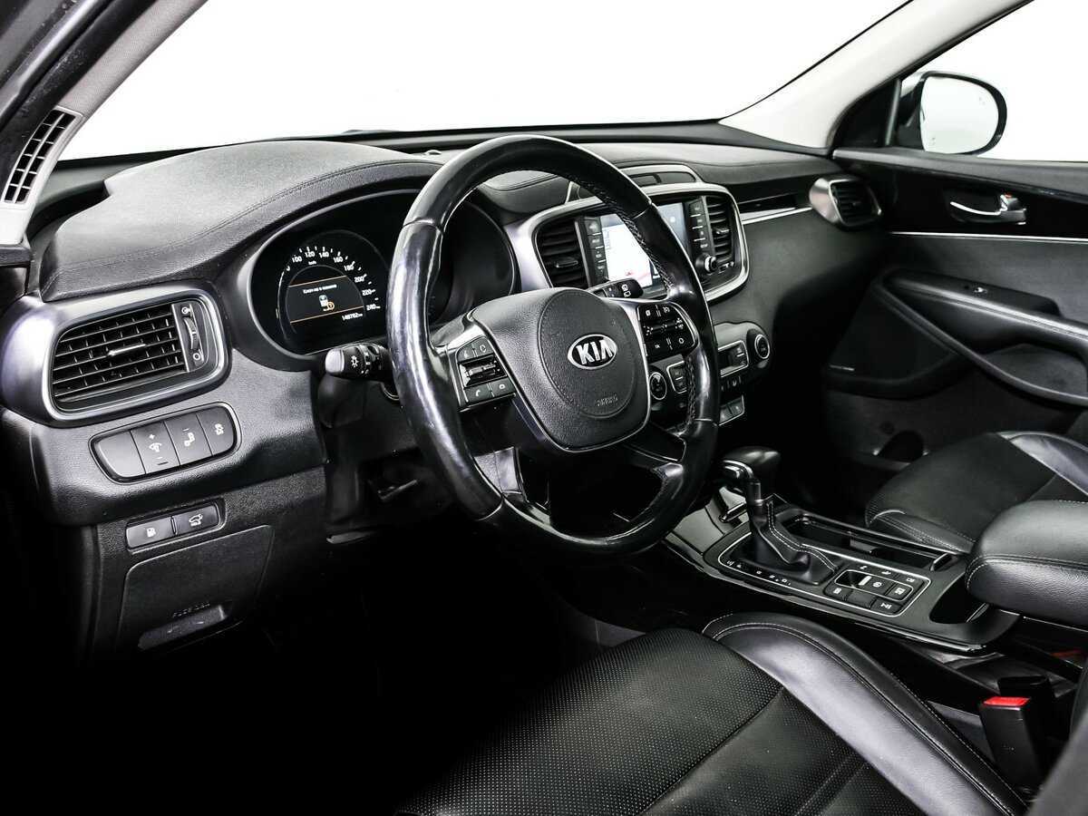 Kia Sorento с пробегом — 2018 год. Фото: #11
