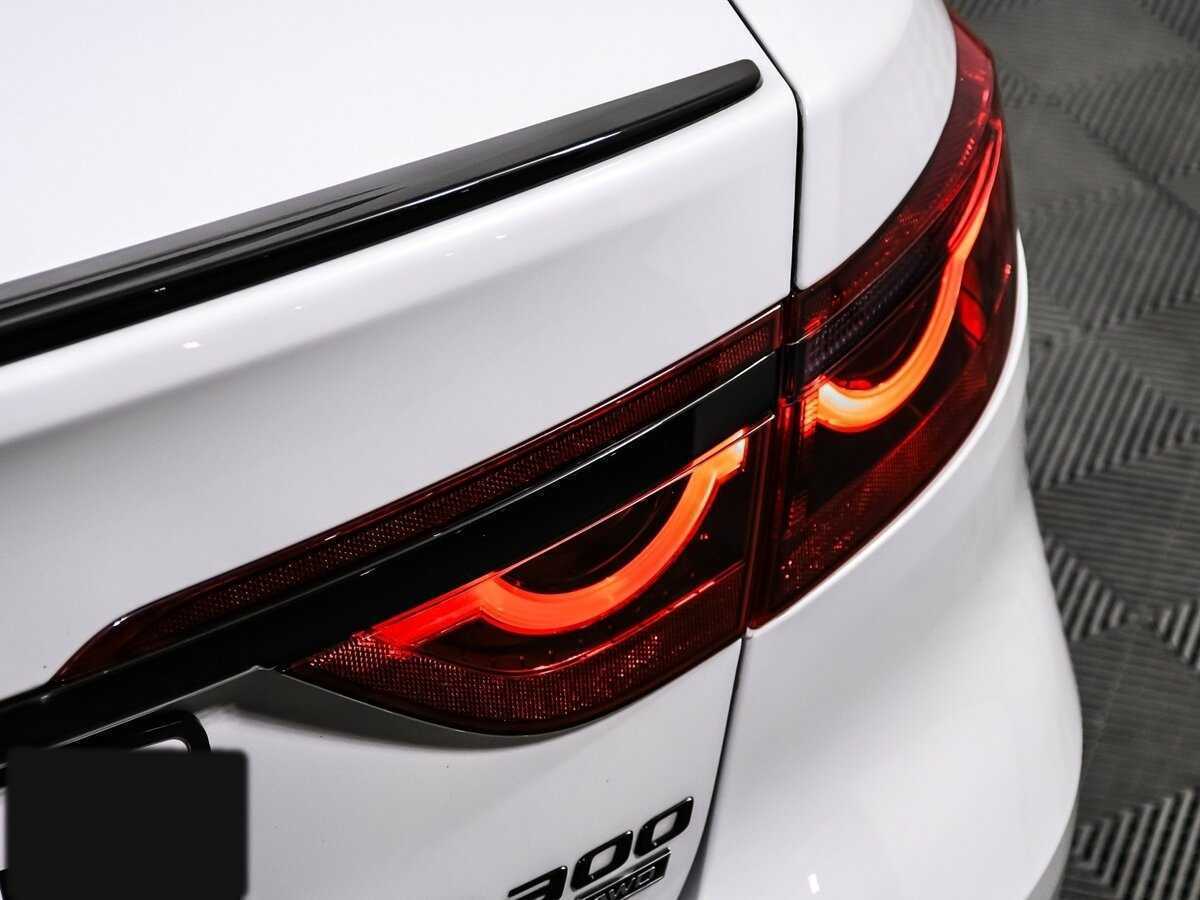 Jaguar XF с пробегом — 2021 год. Фото: #16