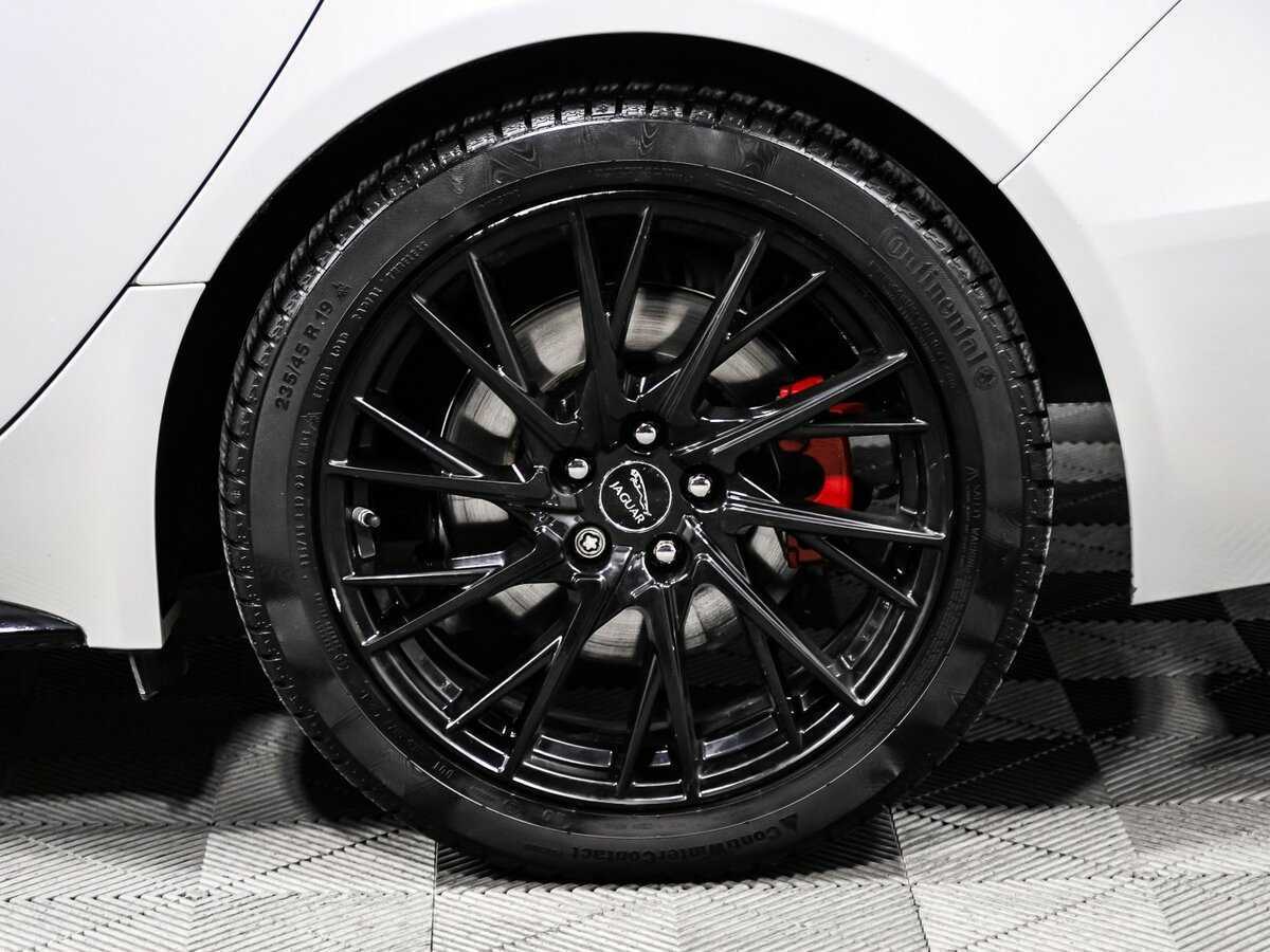 Jaguar XF с пробегом — 2021 год. Фото: #18