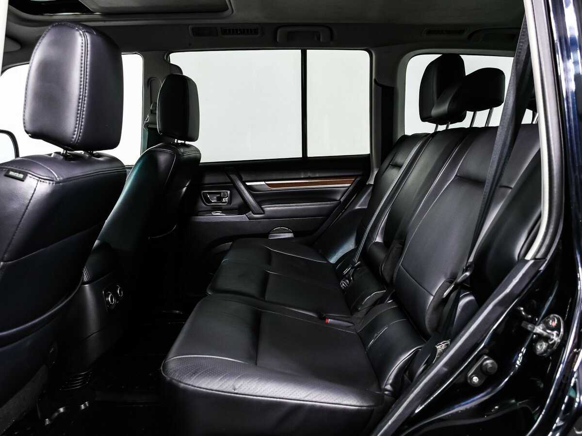 Mitsubishi Pajero с пробегом — 2008 год. Фото: #12