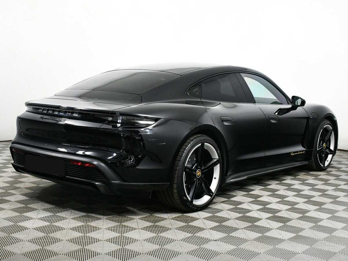 Porsche Taycan с пробегом — 2021 год. Фото: #4