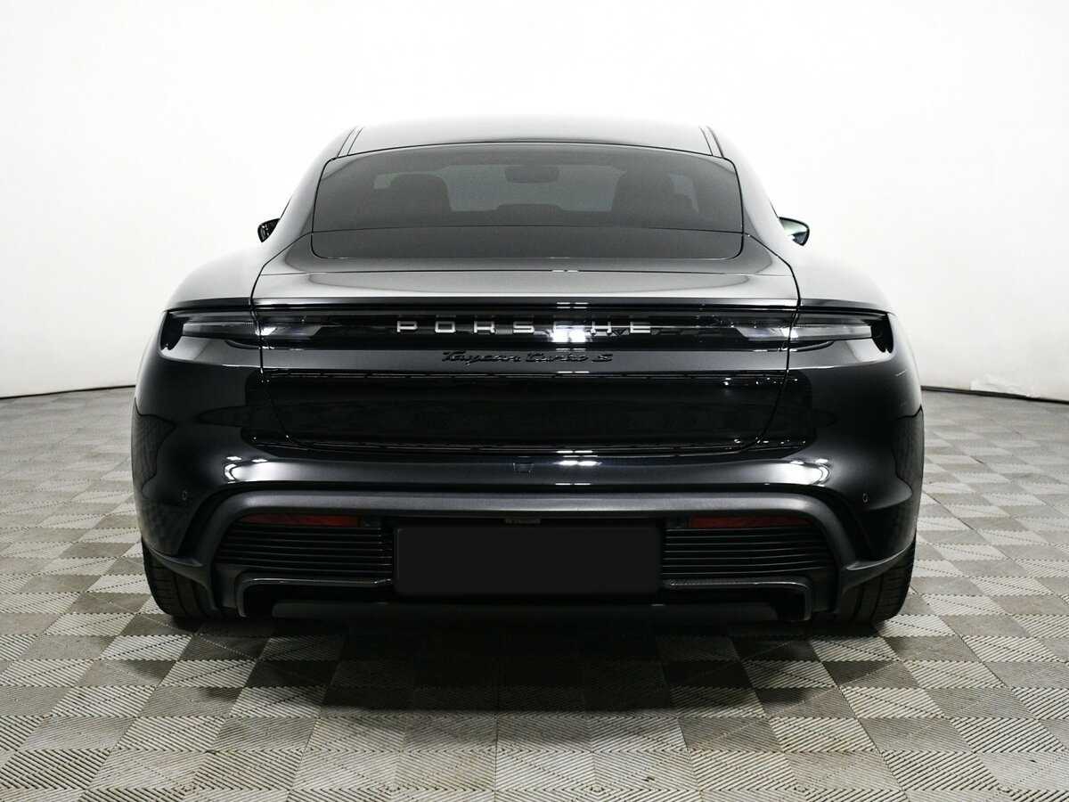 Porsche Taycan с пробегом — 2021 год. Фото: #5