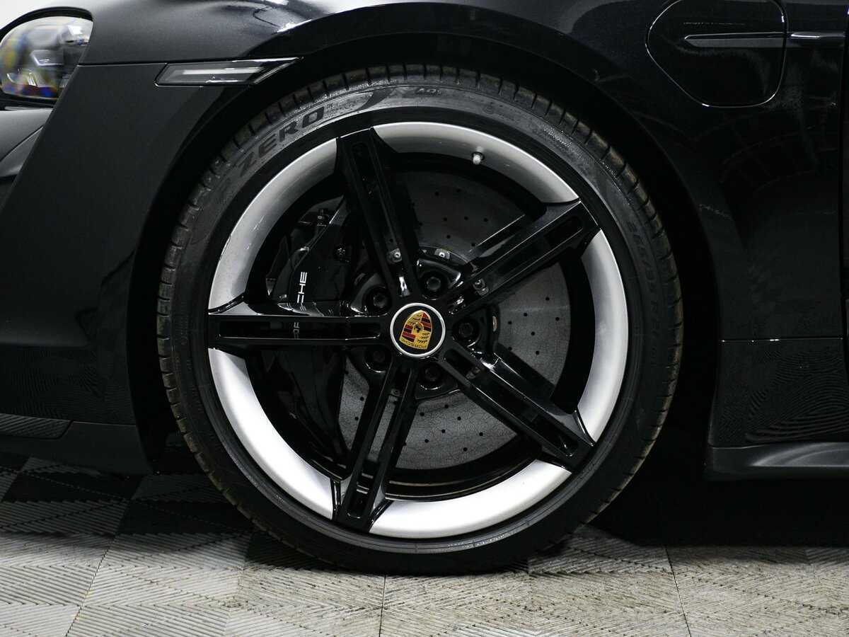 Porsche Taycan с пробегом — 2021 год. Фото: #13