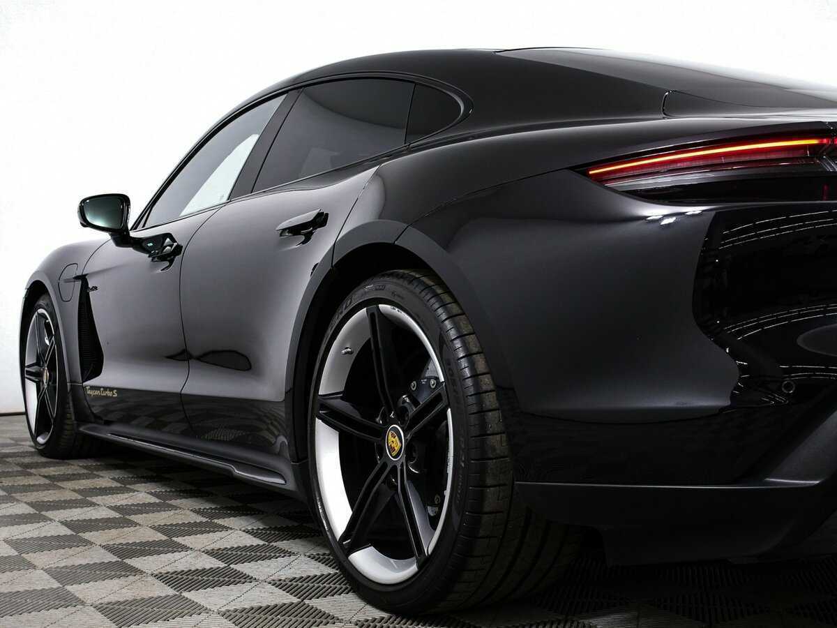 Porsche Taycan с пробегом — 2021 год. Фото: #20