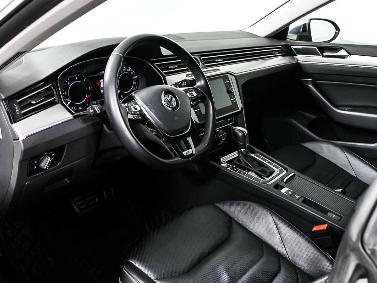 Volkswagen Arteon с пробегом — 2019 год. Фото: #8