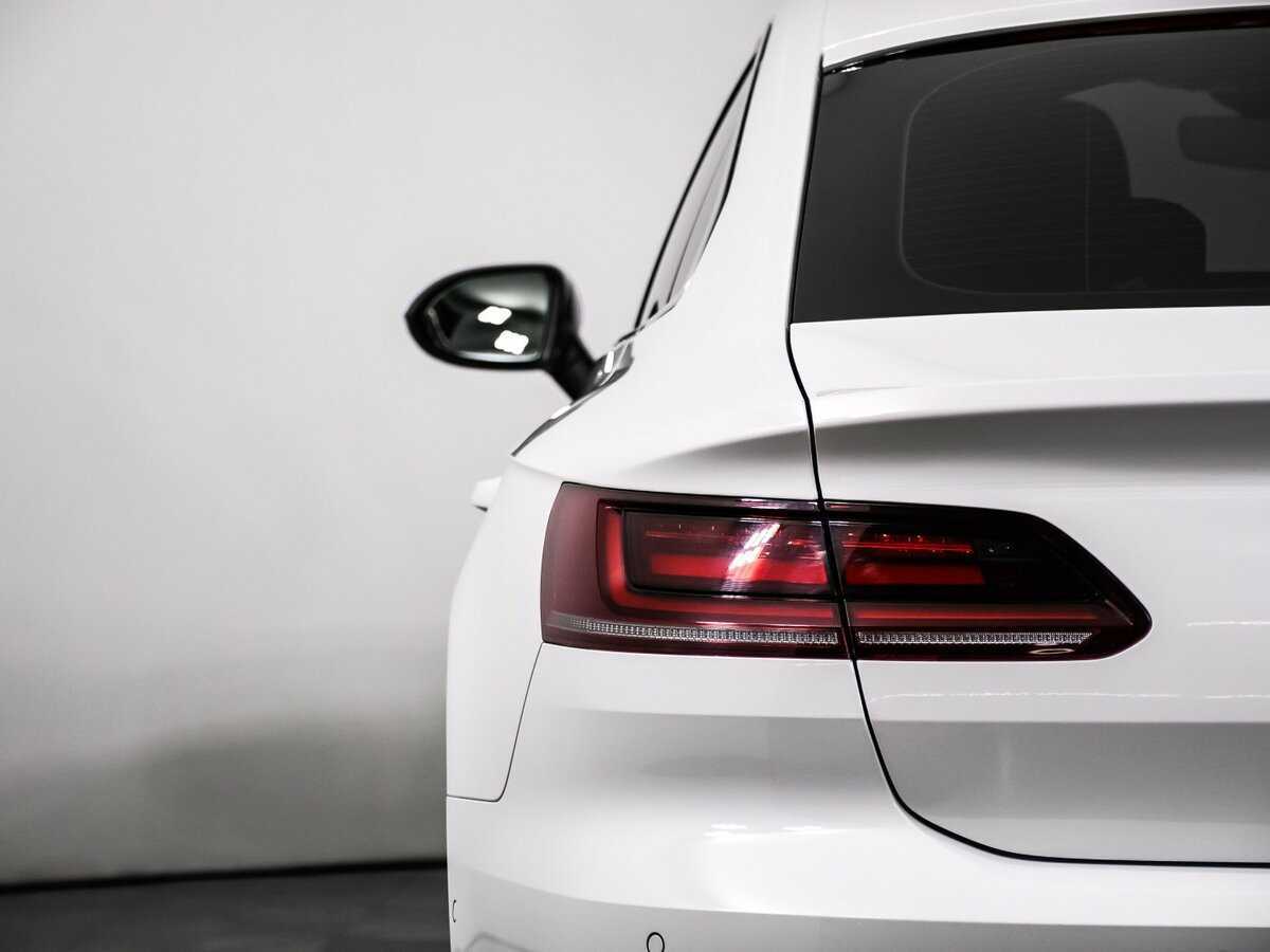 Volkswagen Arteon с пробегом — 2019 год. Фото: #12