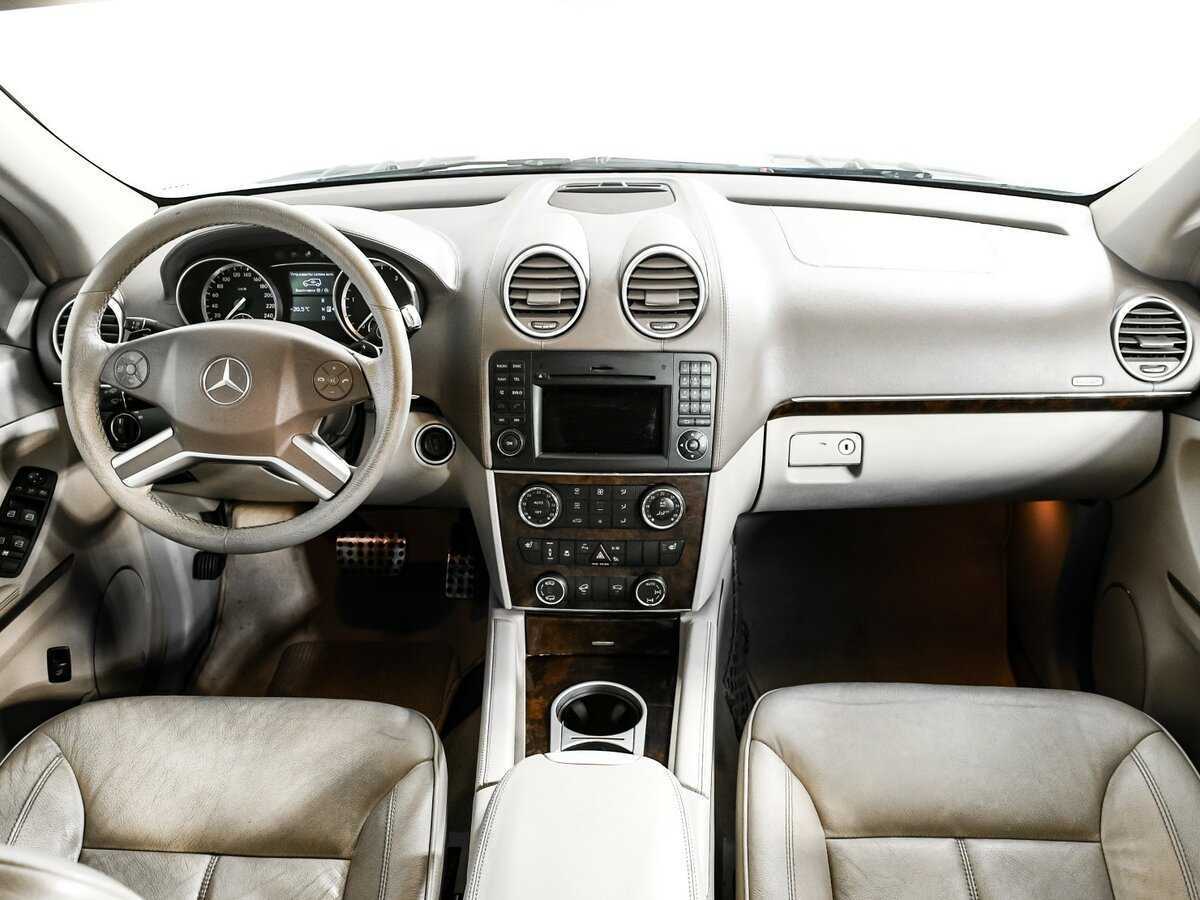 Mercedes-Benz GL-Класс с пробегом — 2012 год. Фото: #10