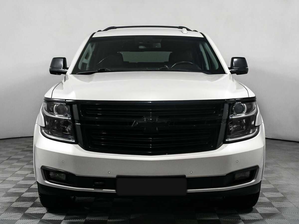 Chevrolet Tahoe с пробегом — 2015 год. Фото: #1