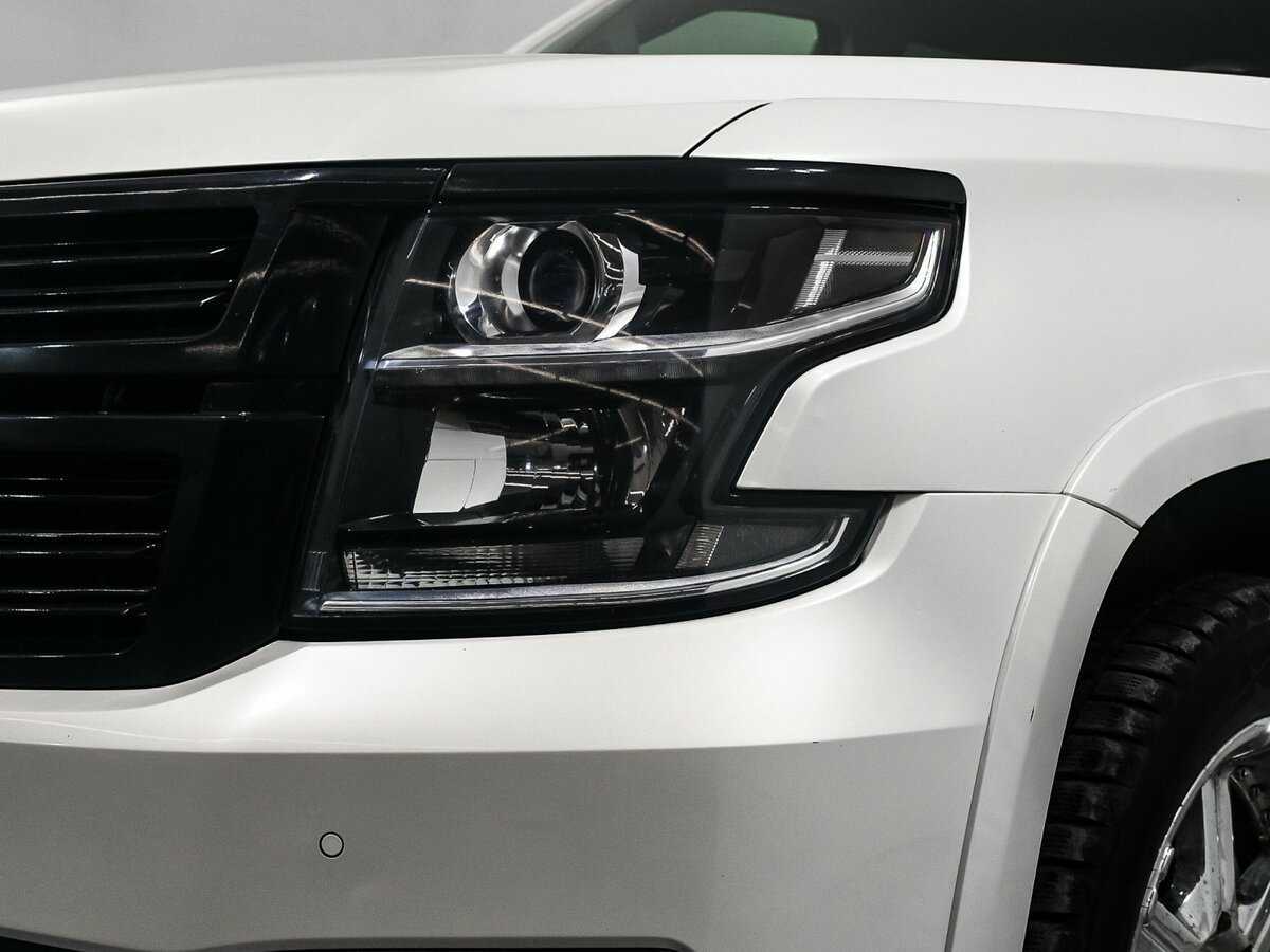 Chevrolet Tahoe с пробегом — 2015 год. Фото: #12