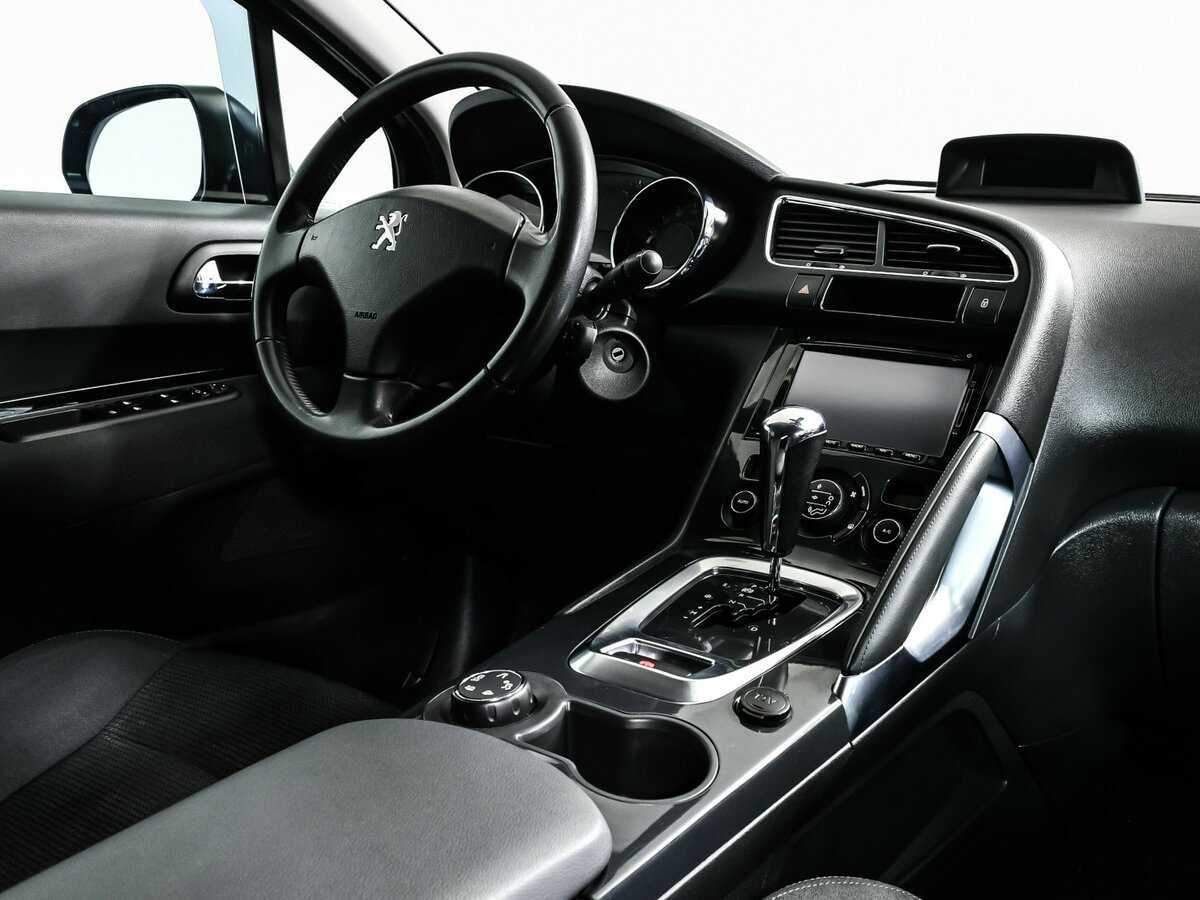 Peugeot 3008 с пробегом — 2016 год. Фото: #8