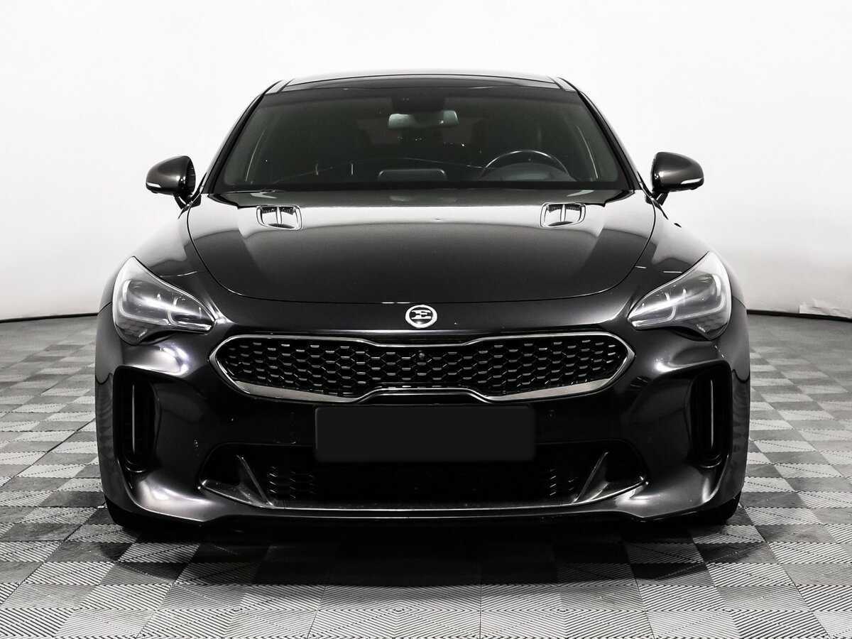 Kia Stinger с пробегом — 2018 год. Фото: #1