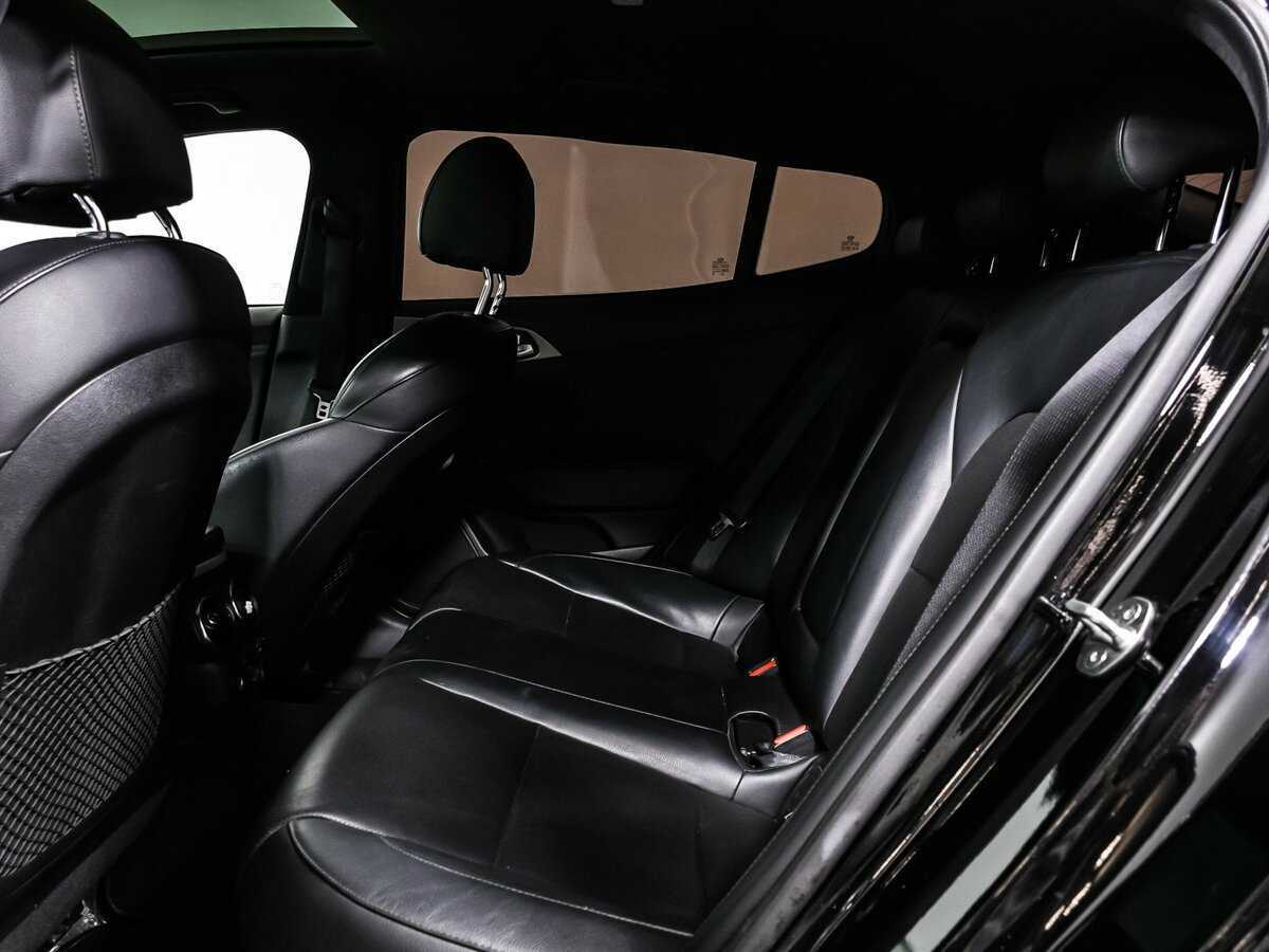 Kia Stinger с пробегом — 2018 год. Фото: #12