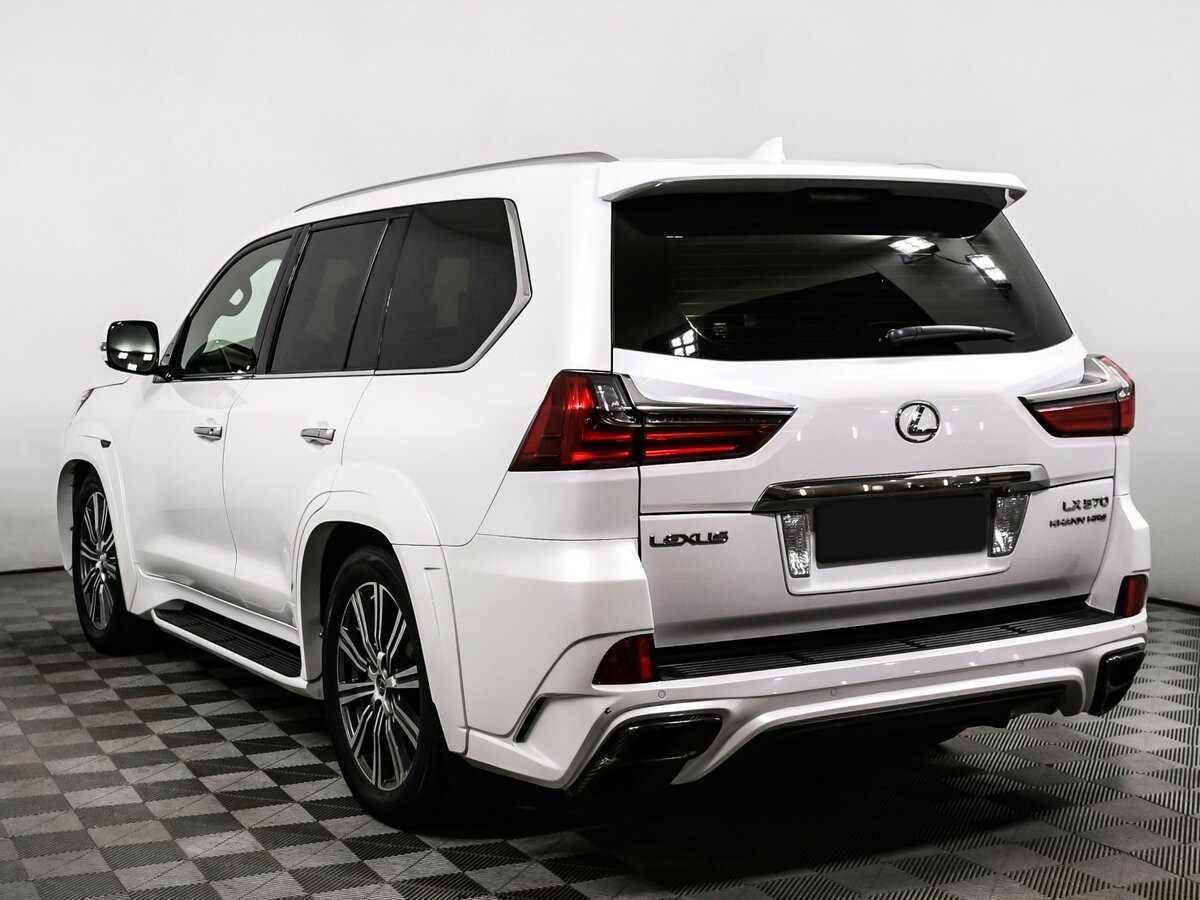 Lexus LX с пробегом — 2017 год. Фото: #6