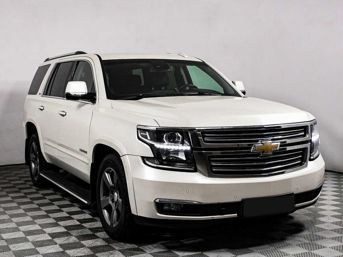 Chevrolet Tahoe с пробегом — 2015 год. Фото: #2