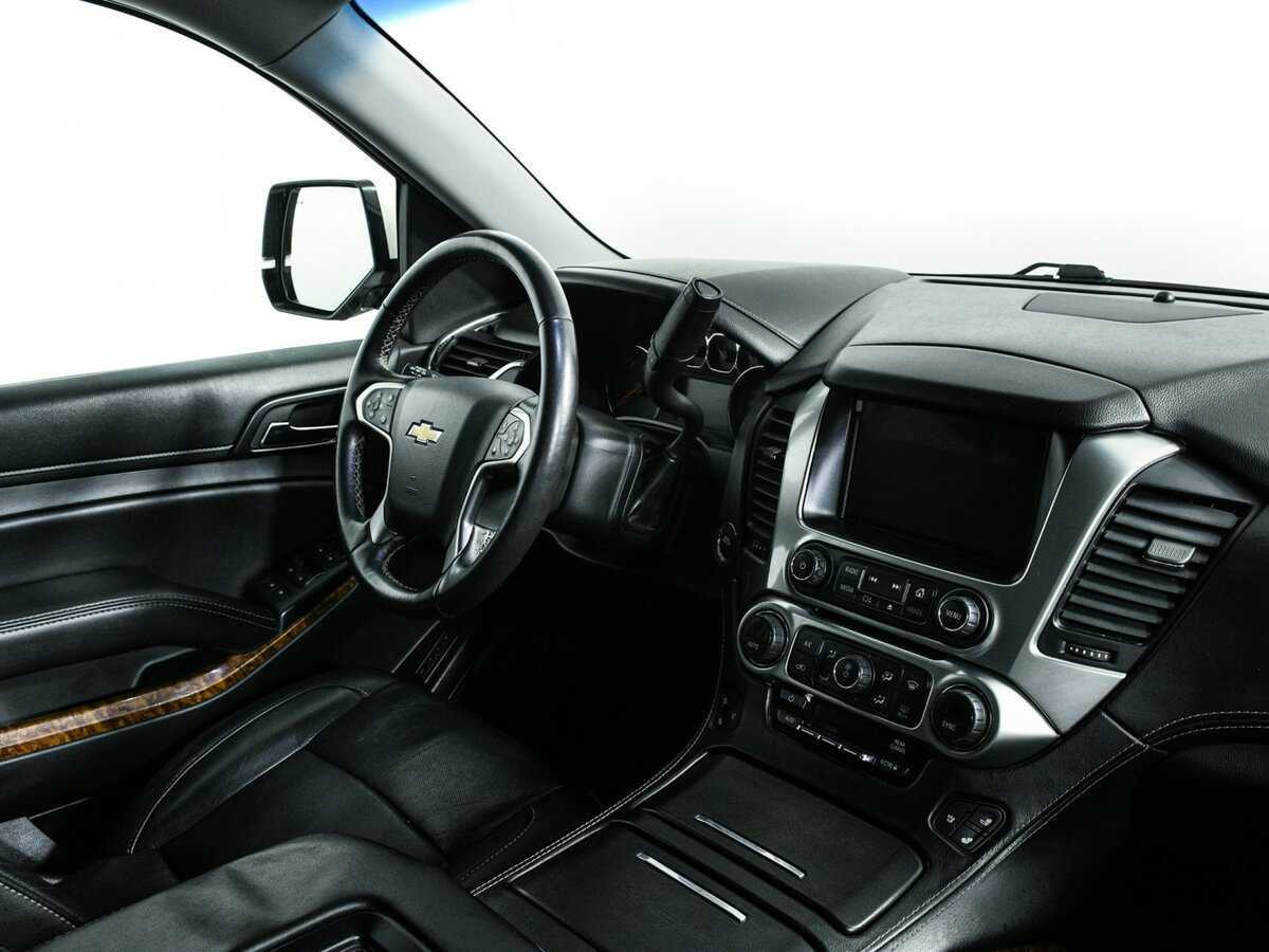 Chevrolet Tahoe с пробегом — 2015 год. Фото: #6