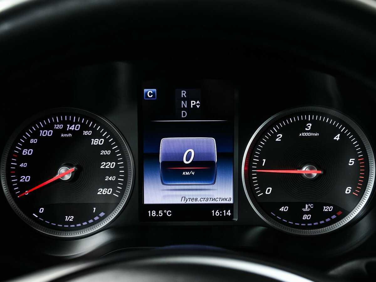 Mercedes-Benz GLC с пробегом — 2016 год. Фото: #10