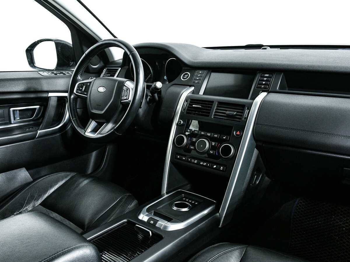 Land Rover Discovery Sport с пробегом — 2017 год. Фото: #8
