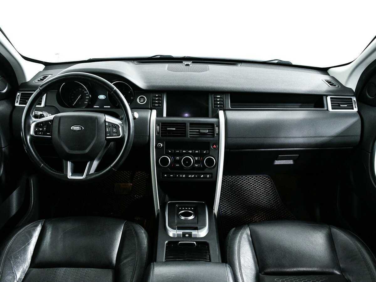 Land Rover Discovery Sport с пробегом — 2017 год. Фото: #10