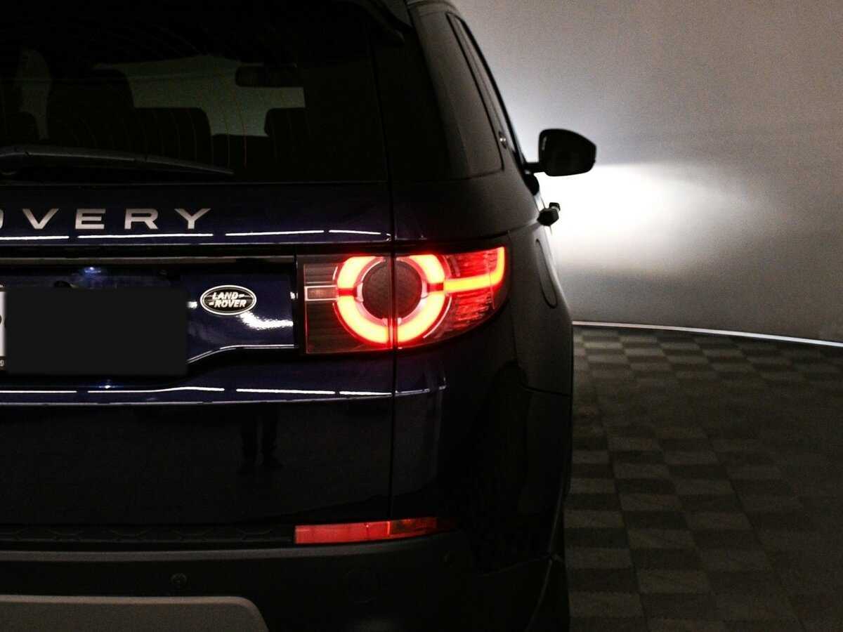 Land Rover Discovery Sport с пробегом — 2017 год. Фото: #17
