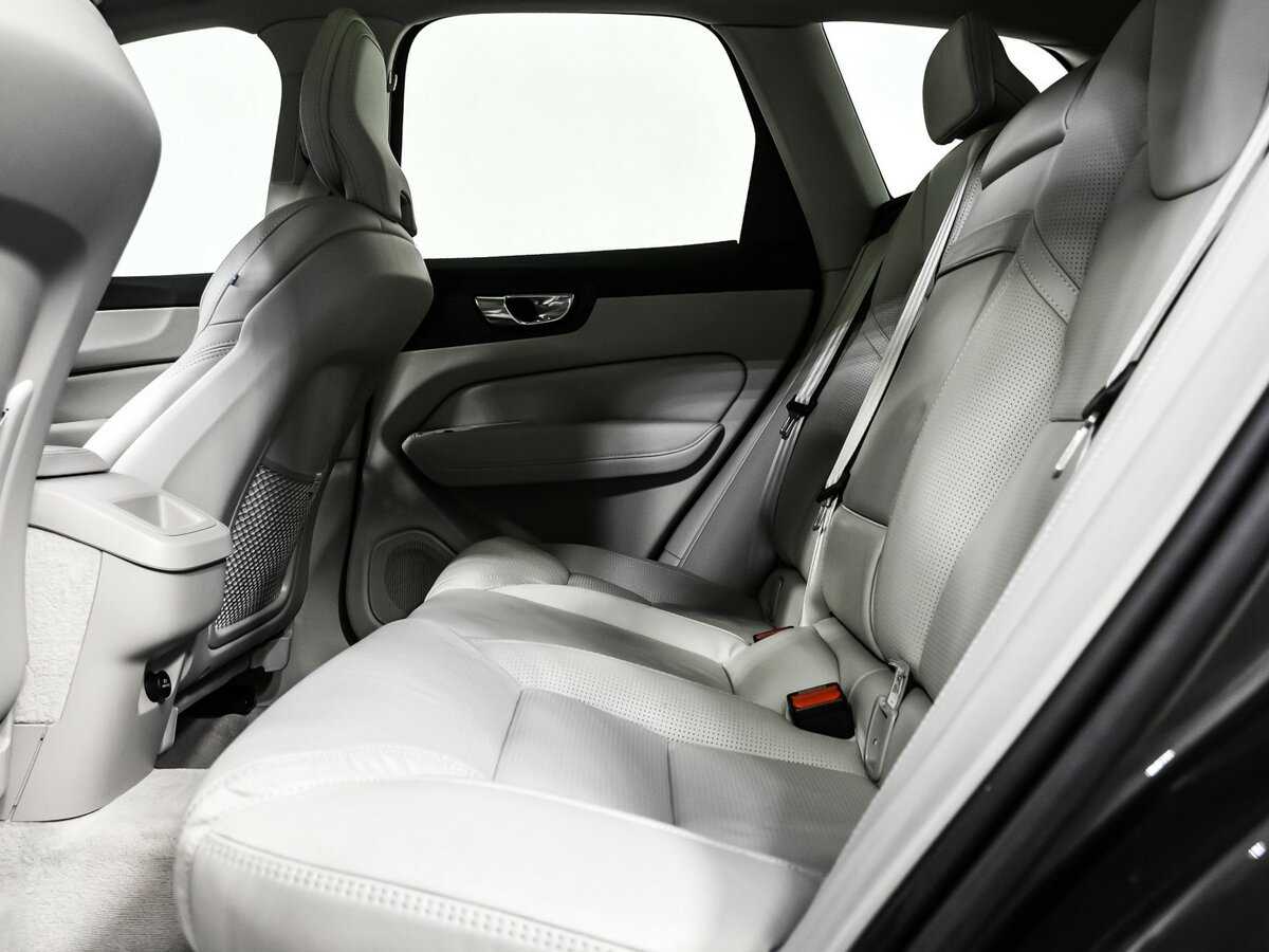 Volvo XC60 с пробегом — 2019 год. Фото: #12