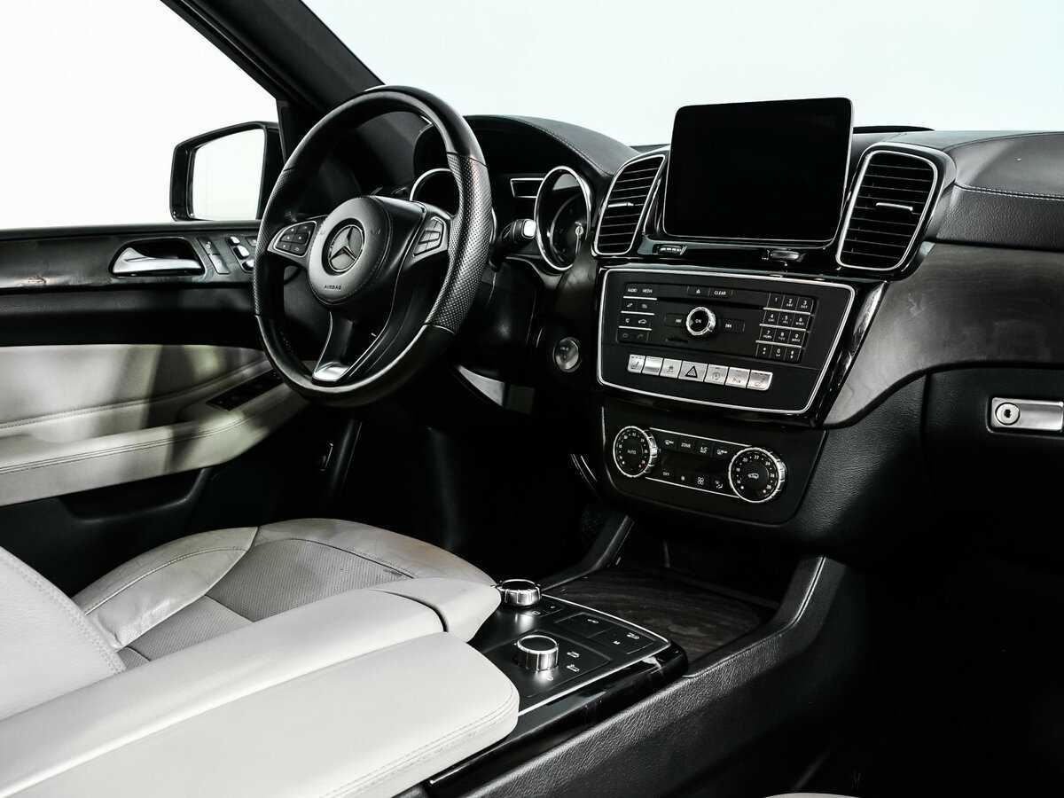 Mercedes-Benz GLS с пробегом — 2016 год. Фото: #8