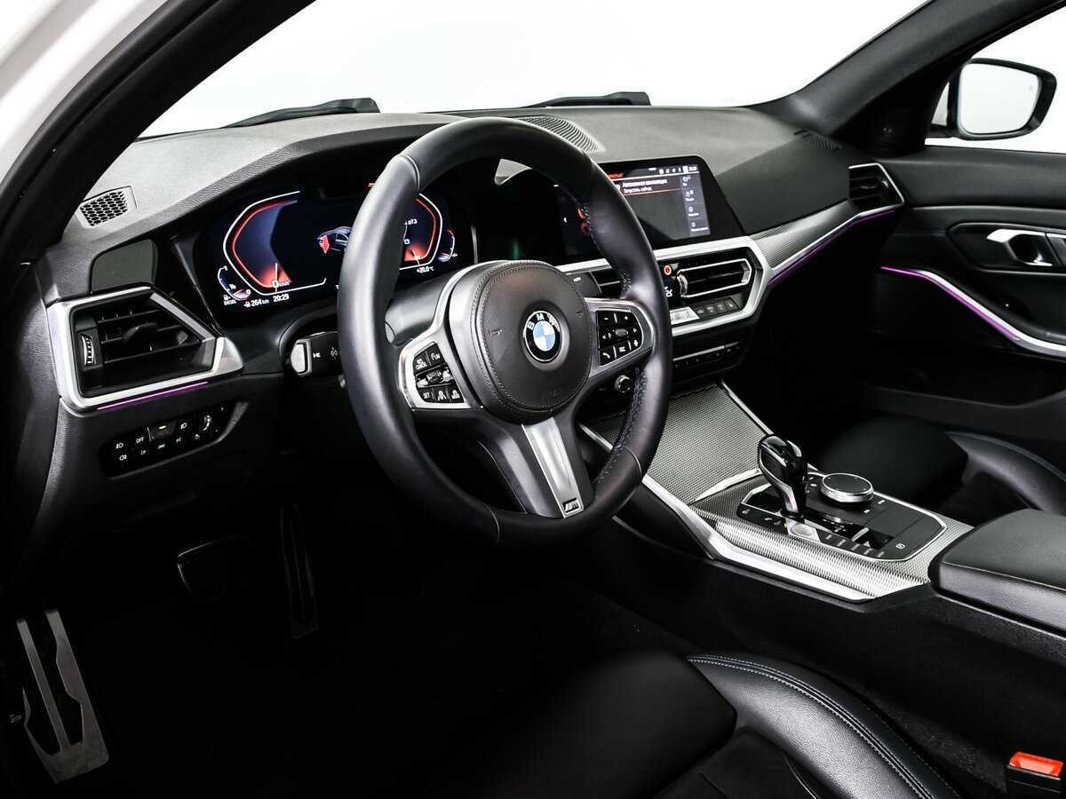 BMW 3 серии с пробегом — 2019 год. Фото: #12