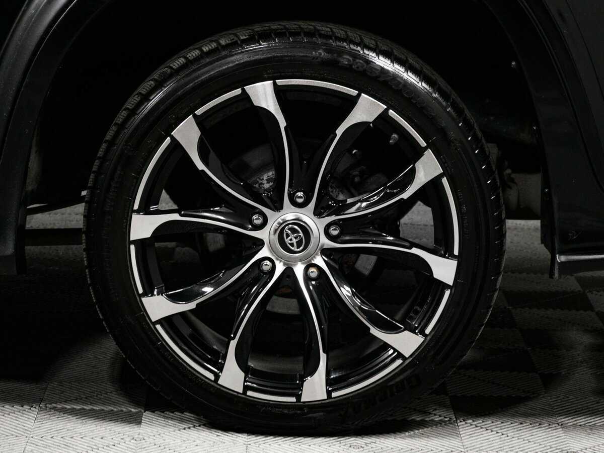 Lexus LX с пробегом — 2016 год. Фото: #12