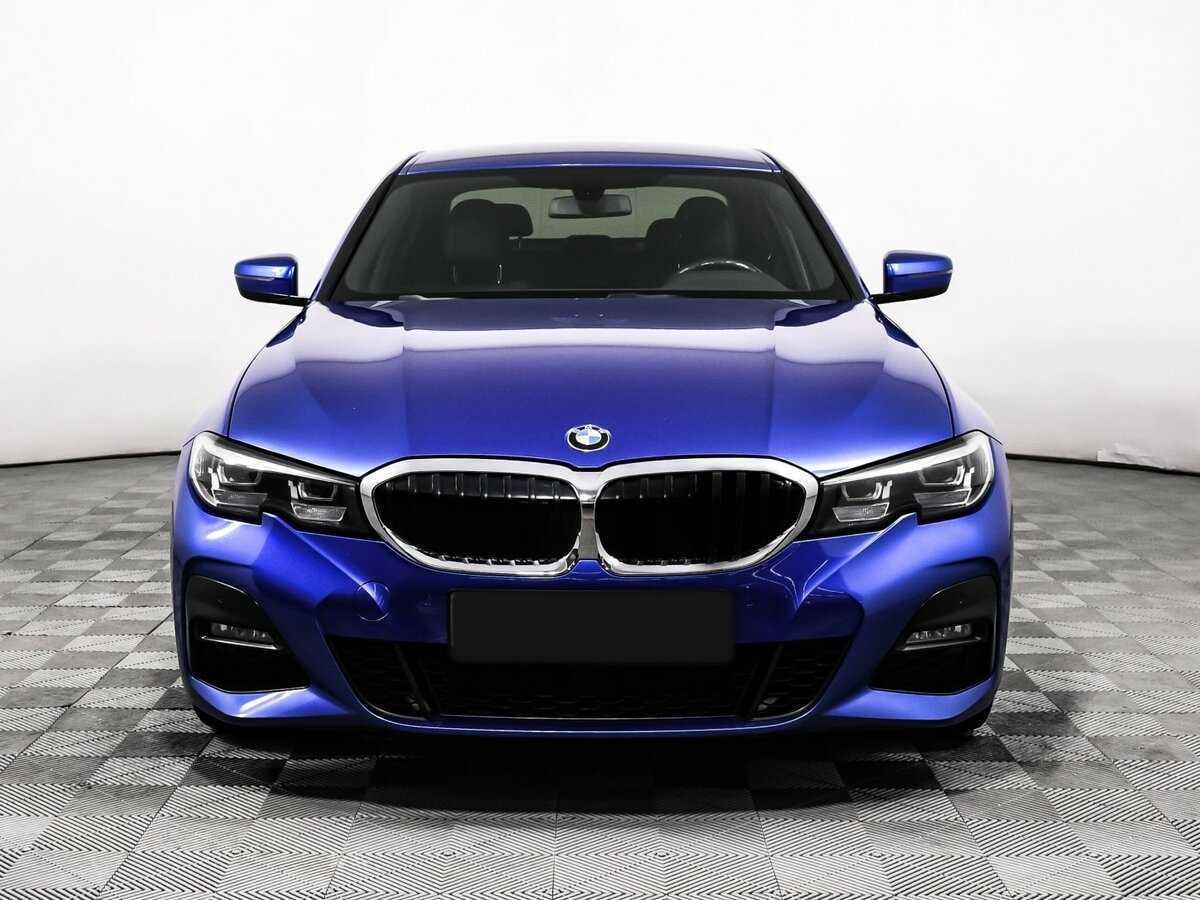 BMW 3 серии с пробегом — 2020 год. Фото: #1
